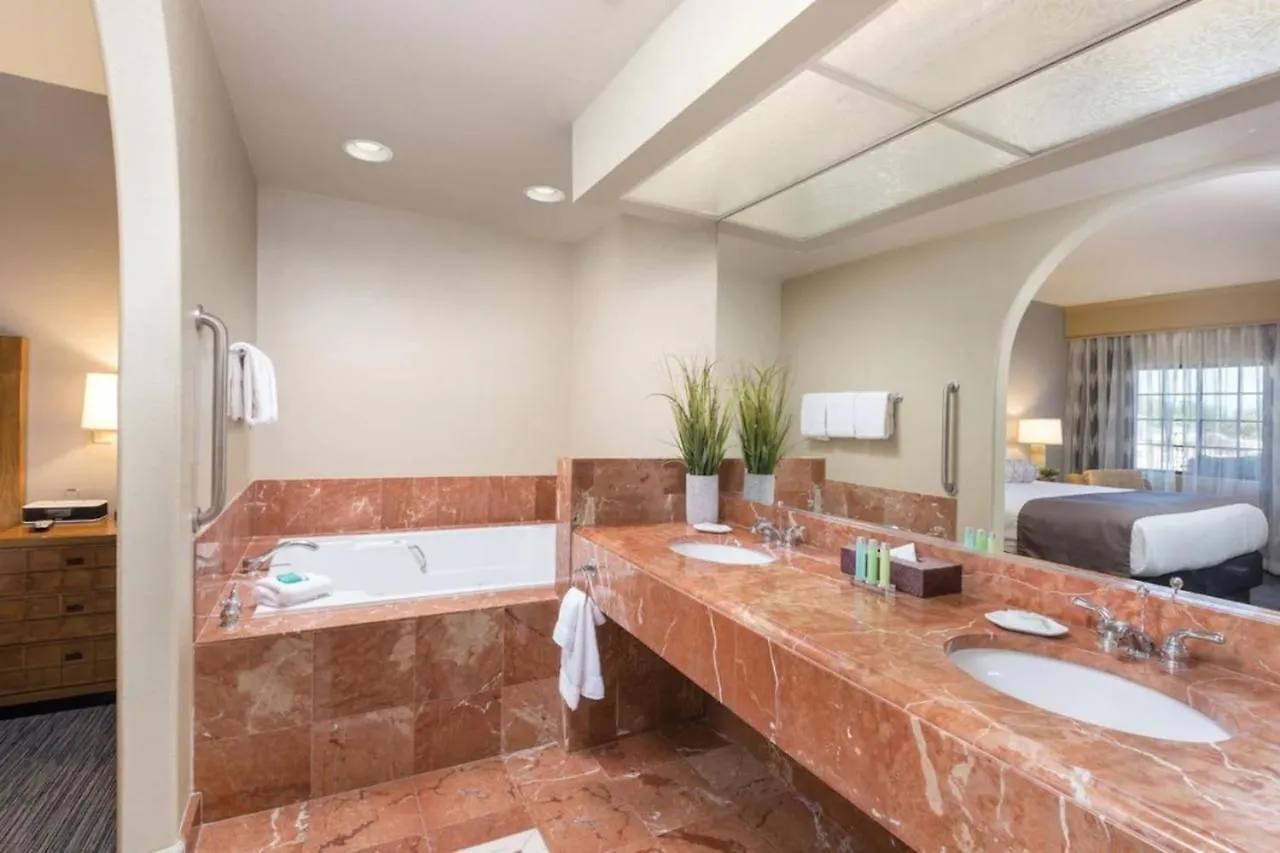 Holiday home Beautiful Hotel In Legacy Golf Resort - 1Bd Sleeps Up To 4 Phoenix United States